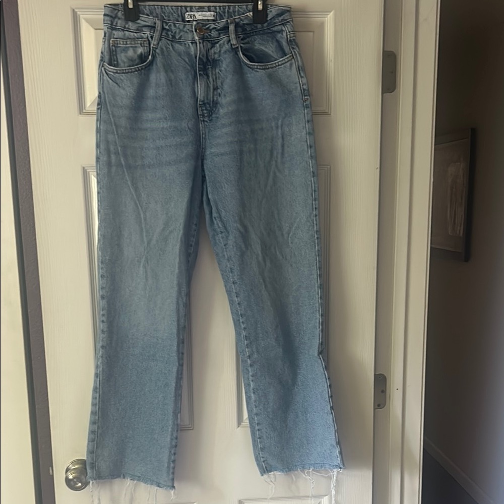 Zara straight leg Light Blue Jeans size 8